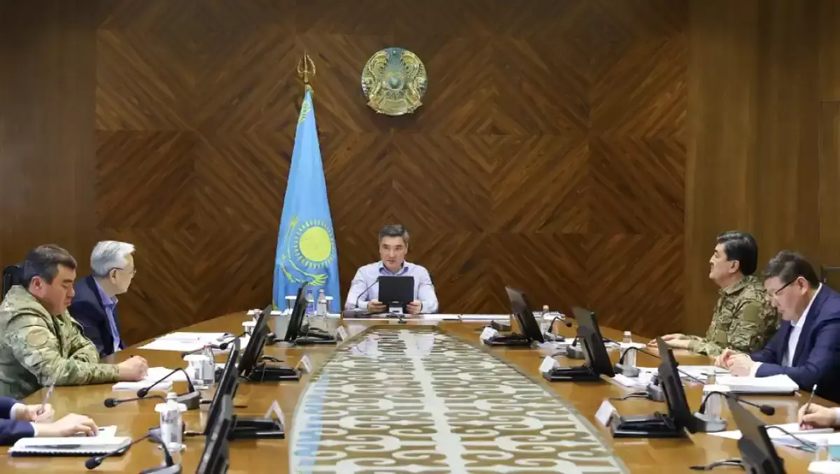 Олжас Бектенов өрт қаупі кезеңіне дайындықты талқылады
