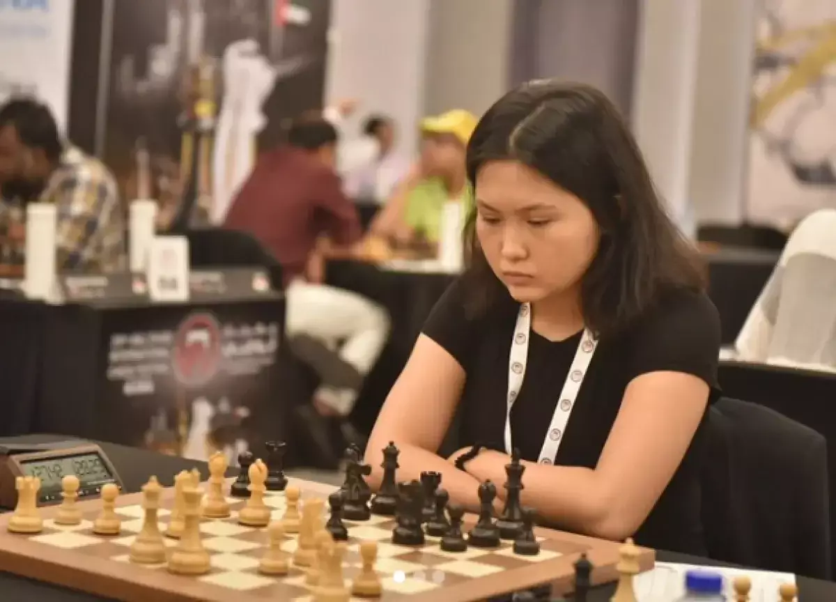 Бибисара Асаубаева одержала победу над второй шахматисткой мира