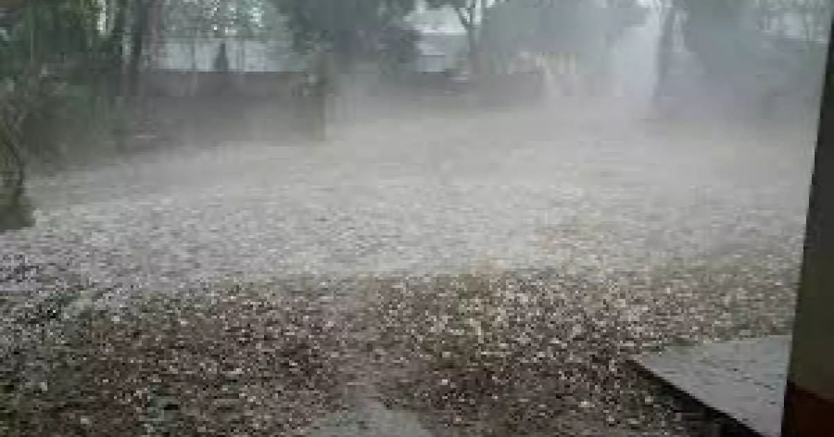  Грозы, град и сильный ветер: где испортится погода в Казахстане 10 апреля 