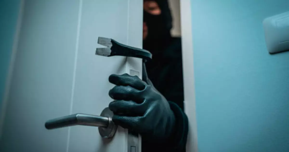  Жамбыл облысында есік кілтін ауыстырған ер адам пәтерге ұрлыққа түскен 