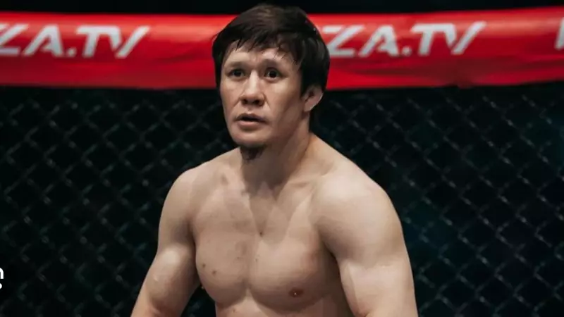 Жұмағұлов жекпе-жек алдында қарсыласымен көз түйістірді