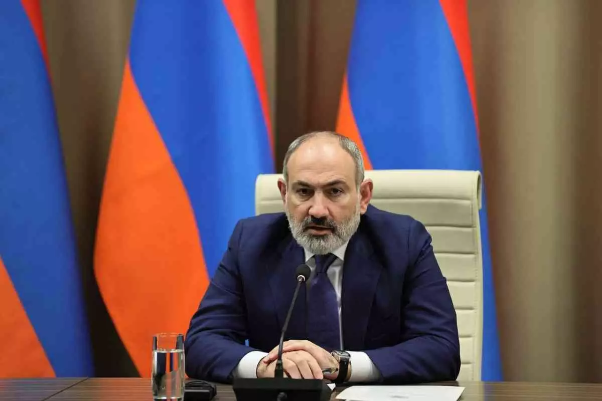 Пашинян допустил продажу Казахстану концессии РФ на железные дороги Армении.