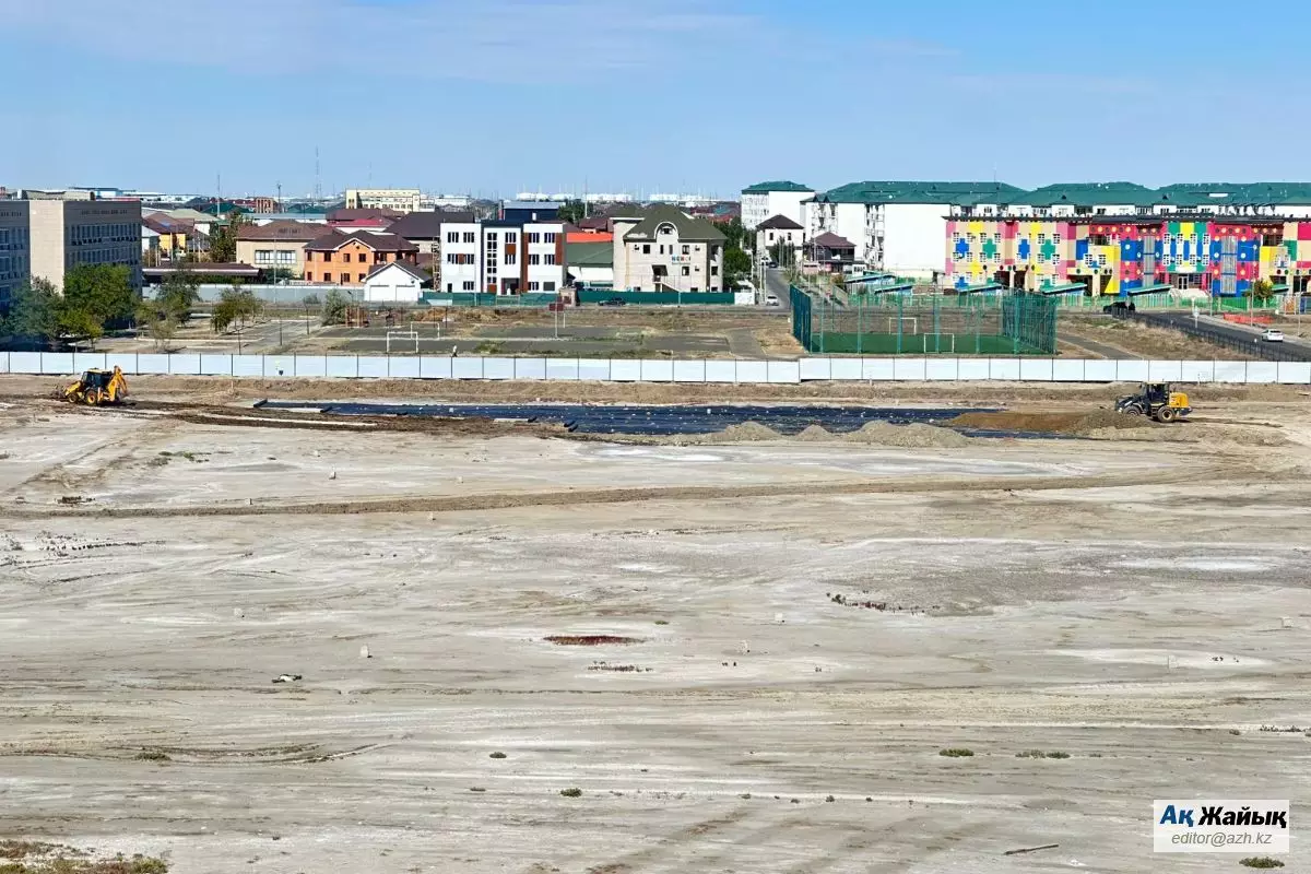 ​В Атырау до сих пор не началось строительство парка в мкр.Нурсая