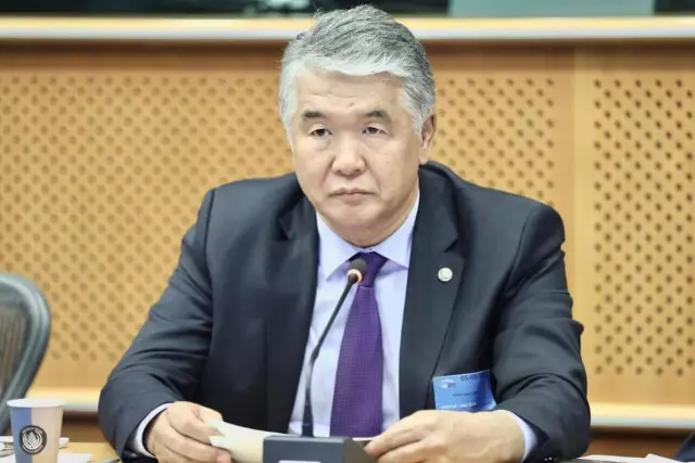 Сұлтан Раев. Қар (әңгіме