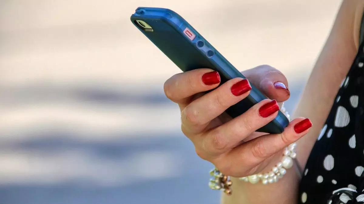 Әріптестерін алдаған: Астанада қайғылы жағдайды сылтау етіп ақша жинаған әйел сотталды