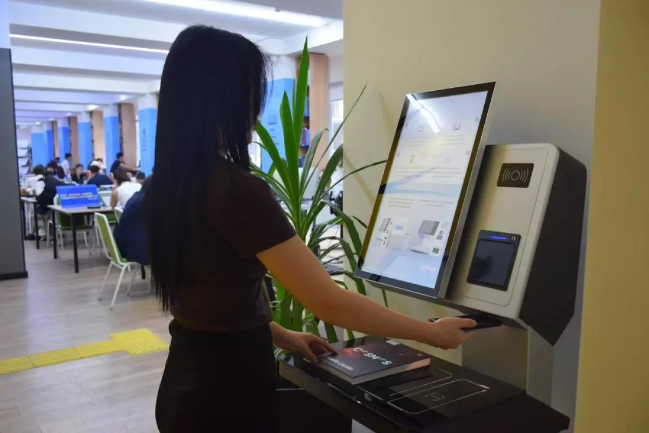 Запущено мобильное приложение Библиотек Алматы