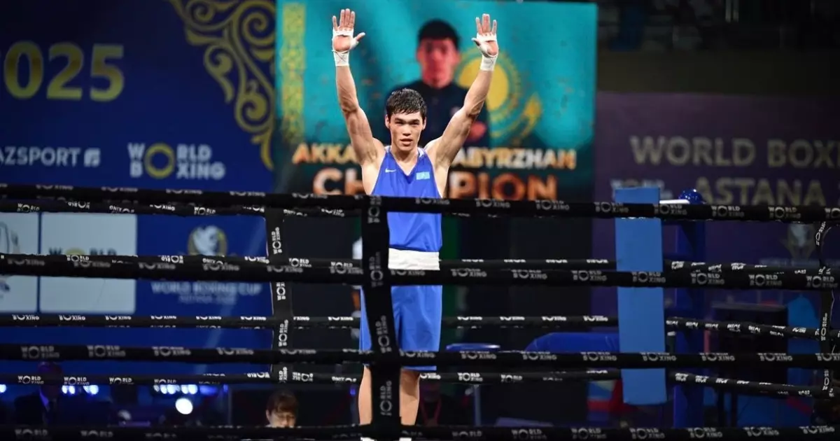  Сабыржан Аққалықов Азия чемпионатында алтын жүлде алды 
