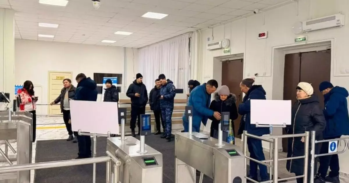  Референдум-2026: Астанада сайлау учаскелері жұмысын бастады 