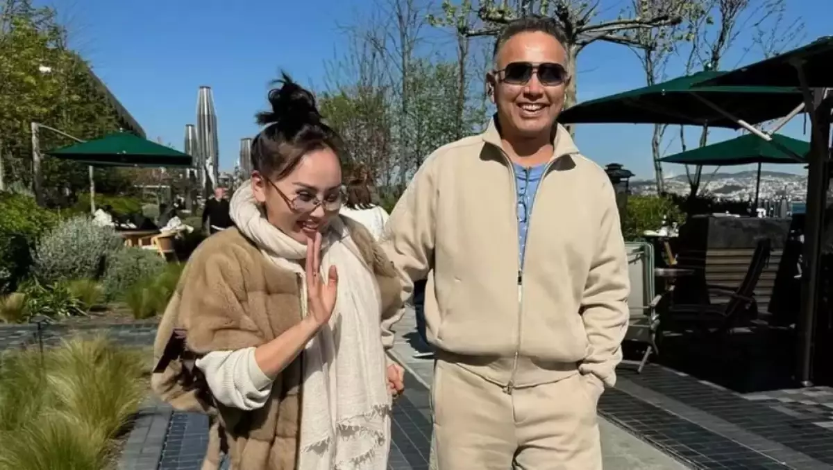 Алагөзовтердің алып сарайы қайда орналасқан?