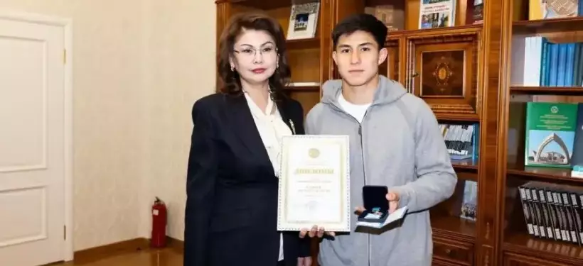 "Қайрат" шабуылшысы Дастан Сәтпаев "Дарын" сыйлығын алды