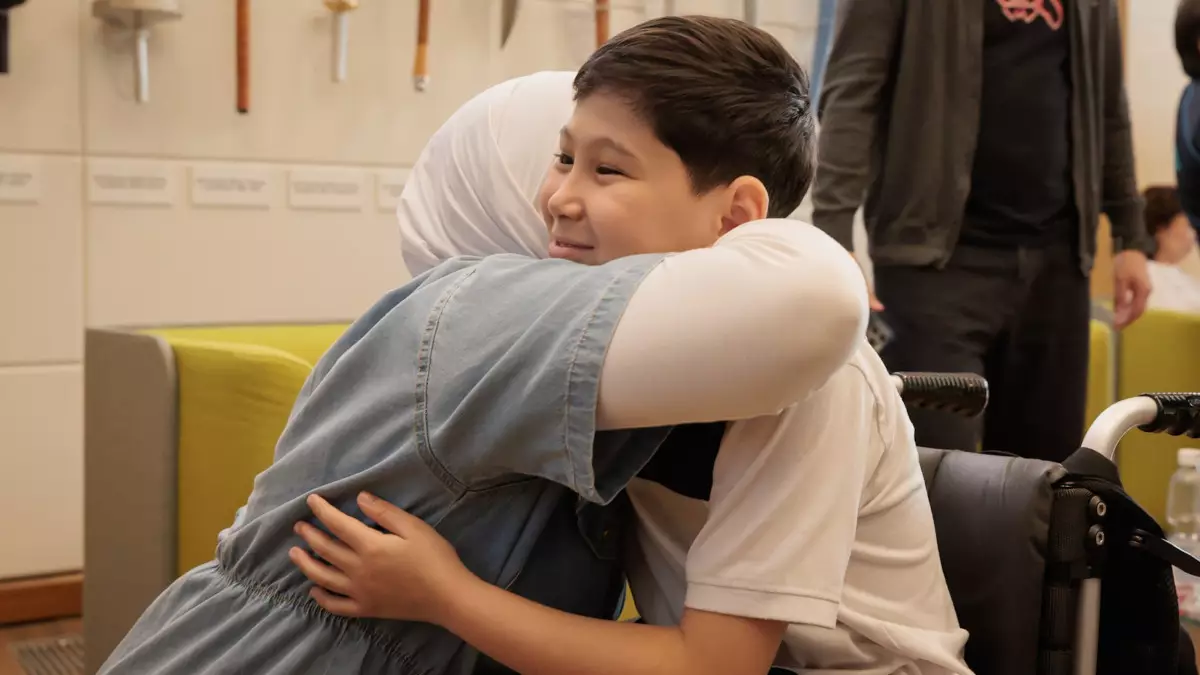 Өмірге құштар Холид