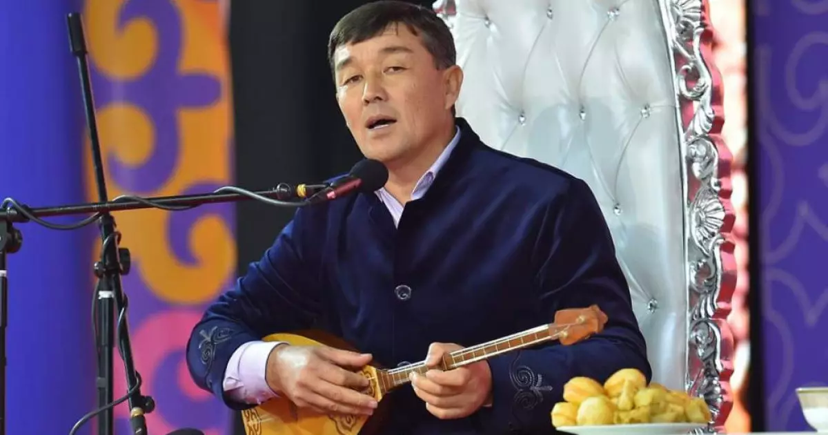  Көрермені күтетін ақын 