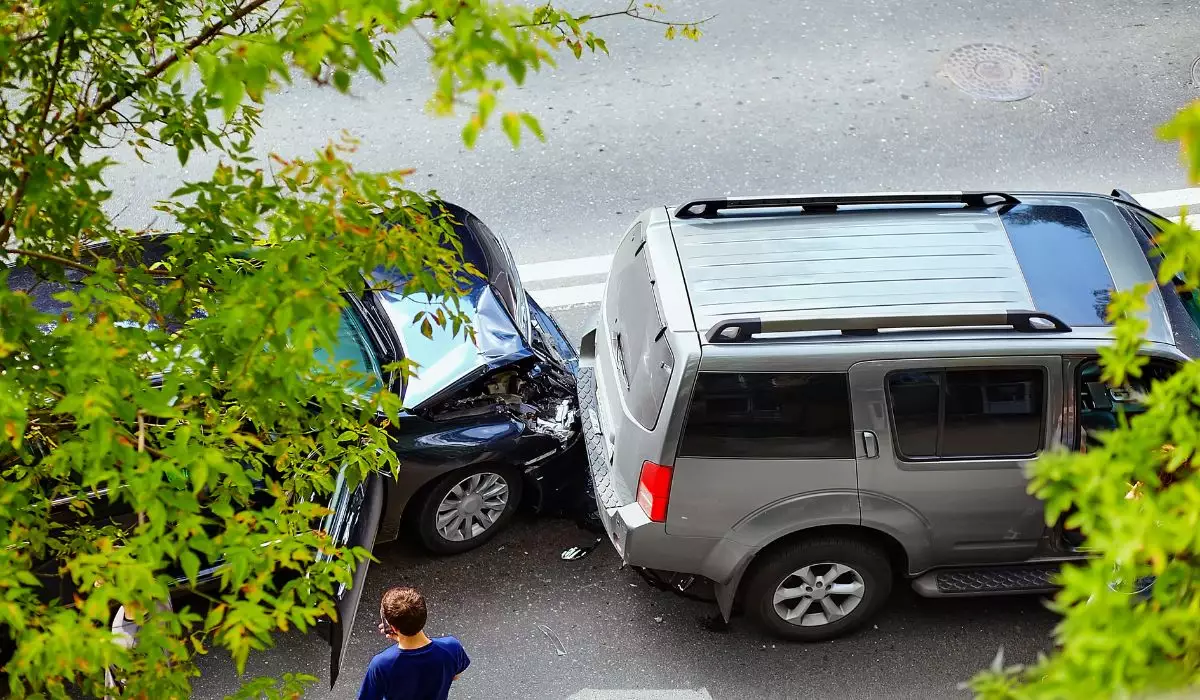 "Жол сапасынан емес": Тоқаев өлімге әкеп соғатын жол-көлік апаттарының себептеріне тоқталды