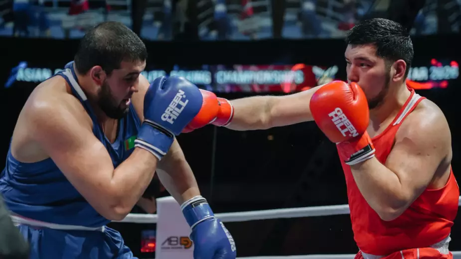 Как Айбек Оралбай обошел Головкина, Сапиева и других легенд на чемпионате Азии по боксу