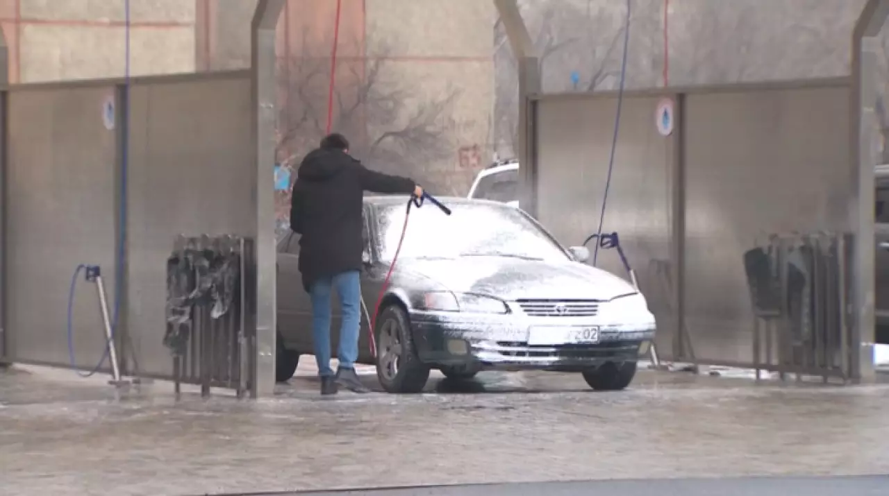 Крупных потребителей воды проверяют в Алматы