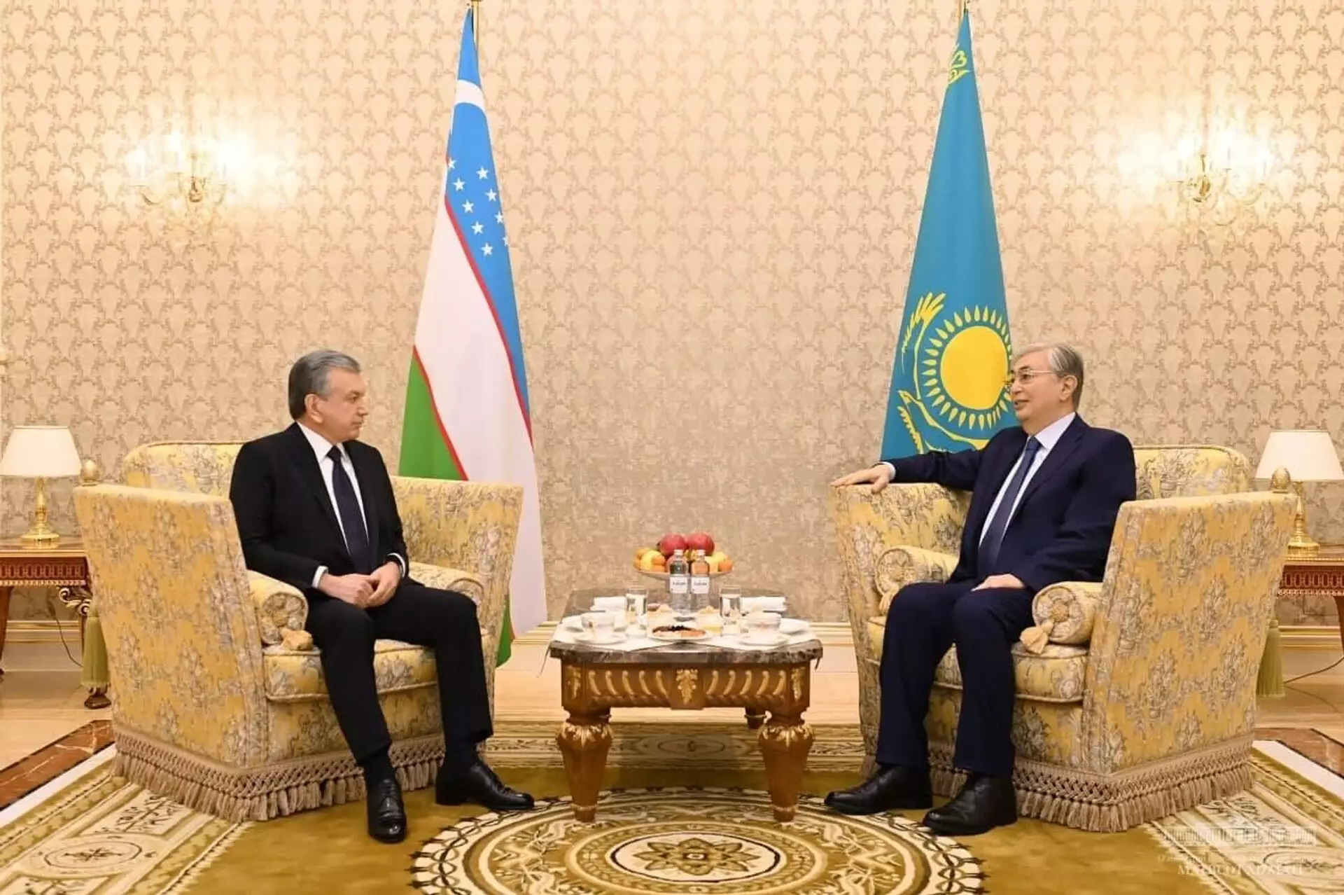 Мемлекет басшысы Шавкат Мирзиёевпен бейресми кездесу өткізеді