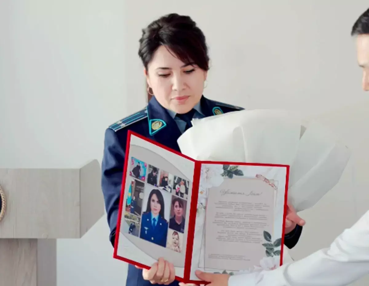 Казахстанская Моника Беллуччи: подполковник полиции из Актау Саидова Лейла вышла на пенсию - новости на Lada.kz 10.04.2026
