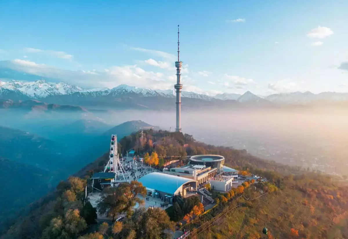 Поляк фотографтары Алматыны әлемге объектив арқылы паш етіп жүр