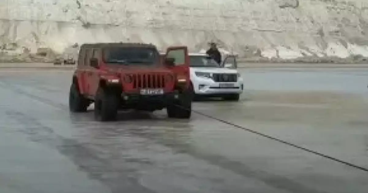  Маңғыстауда табиғатты бүлдірген шетелдік блогерге айыппұл салынды 