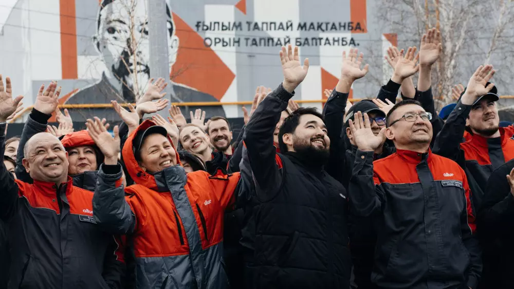 Allur запустил волонтерское движение “Еңбек Жастары“