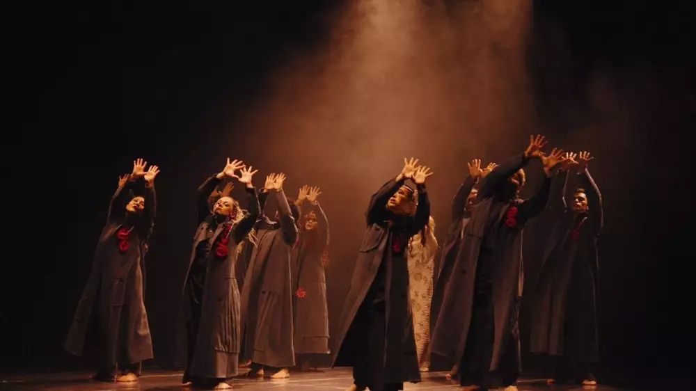 Театр неслышащих танцоров Sensitive представил перформанс “Ботай“ в Петропавловске