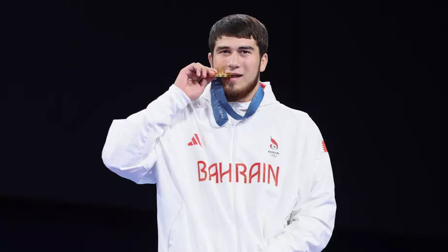 Олимпийский чемпион Ахмед Тажудинов разгромно проиграл обидчику Ризабека Айтмухана на ЧА-2026 