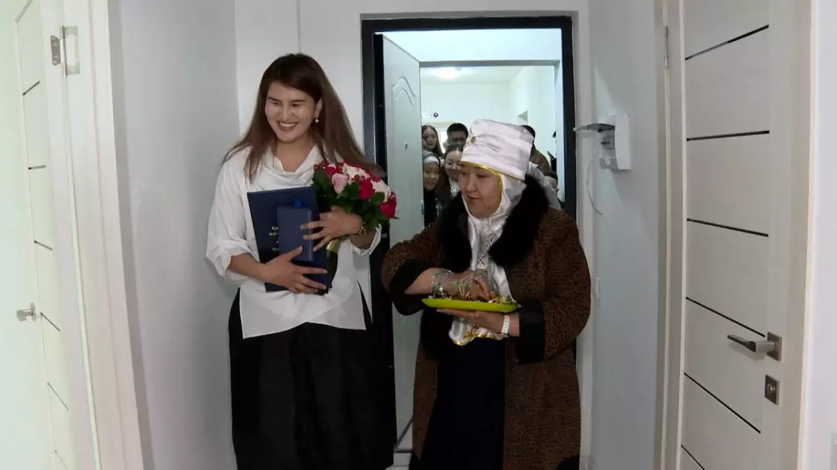 «Мұндайды күтпедік»: Жас ғалымдар баспаналы болды