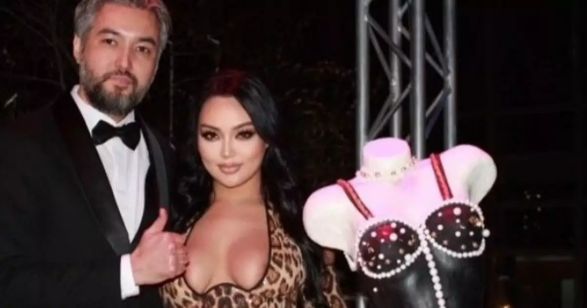  Ешкімге ұнауға міндетті емеспін: Тәнін жалаңаштап масқара болған блогер 