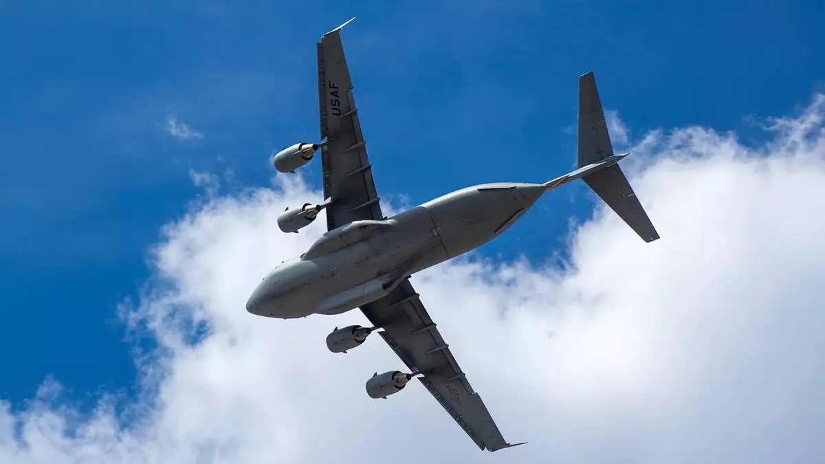 Транзит оружия НАТО через Казахстан нанесет удар по ОДКБ, считает эксперт.