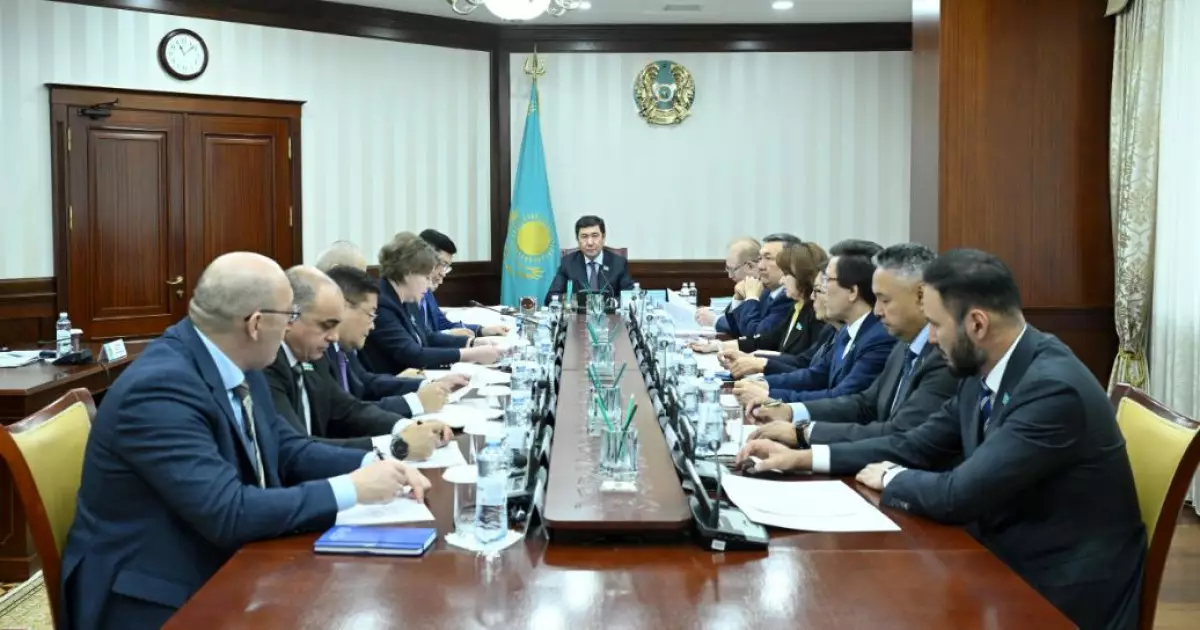   Мәжіліс рейтингтік қызмет туралы заң жобасын қарайды   