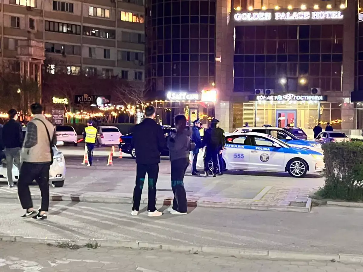 Патрули и перекрытая дорога: почему полиция усилила контроль в Актау - новости на Lada.kz 11.04.2026