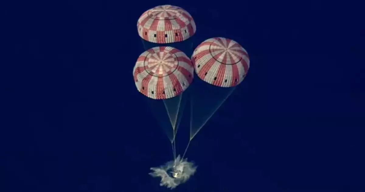  Айға аттанған ғарышкерлер араға 10 күн салып жерге аман-есен оралды 