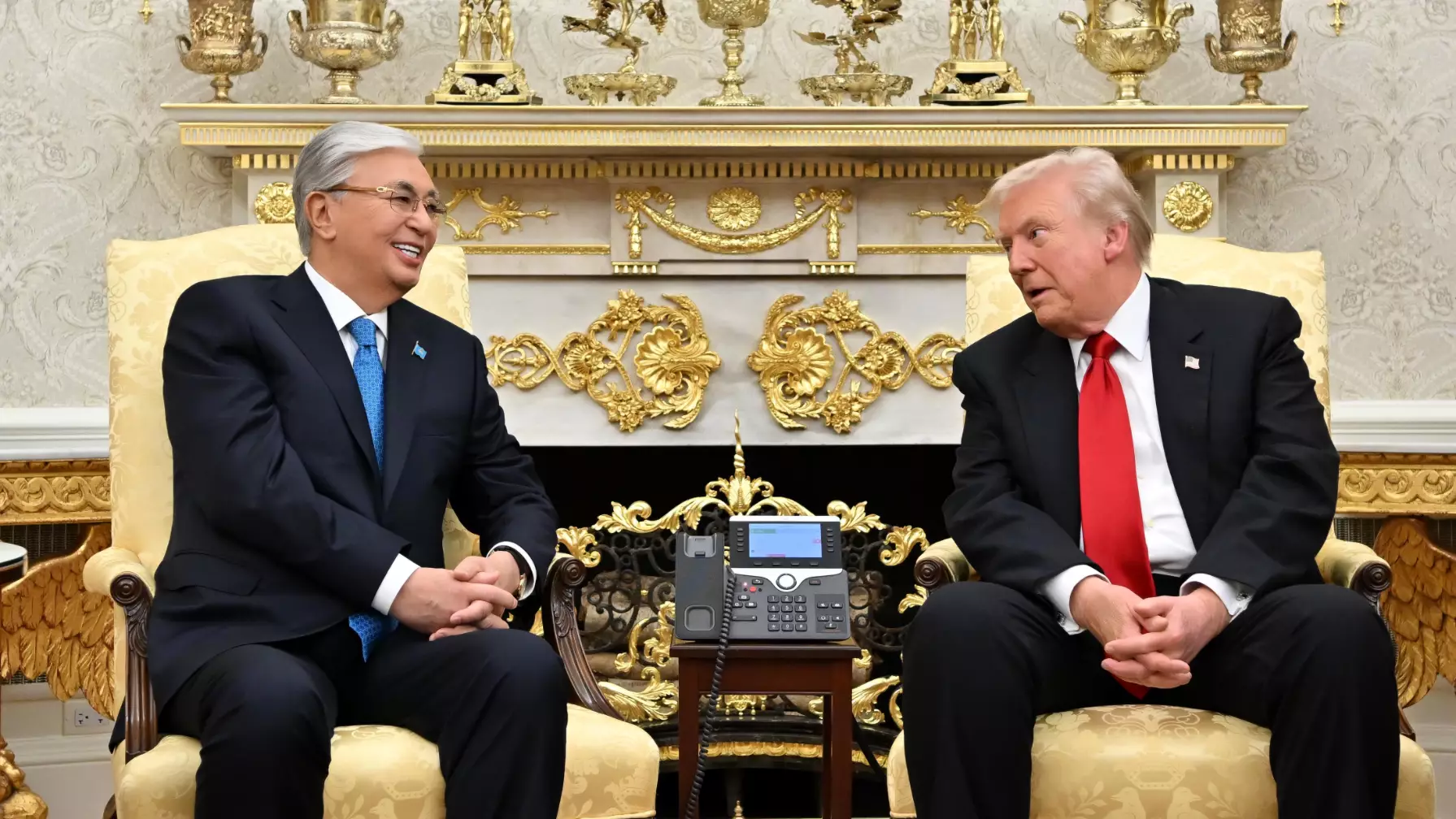 Тоқаев Трампты Айға жасалған тарихи сапардың сәтті аяқталуымен құттықтады