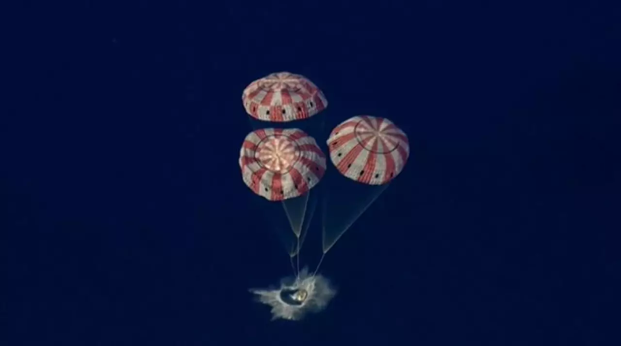  «Артемида-2» экипажы Жерге оралды