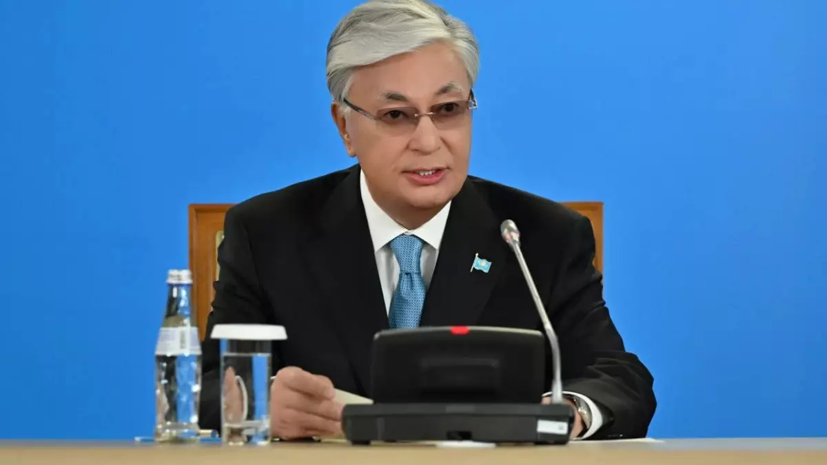 Мемлекет басшысы белгілі ғалымдарды марапаттады