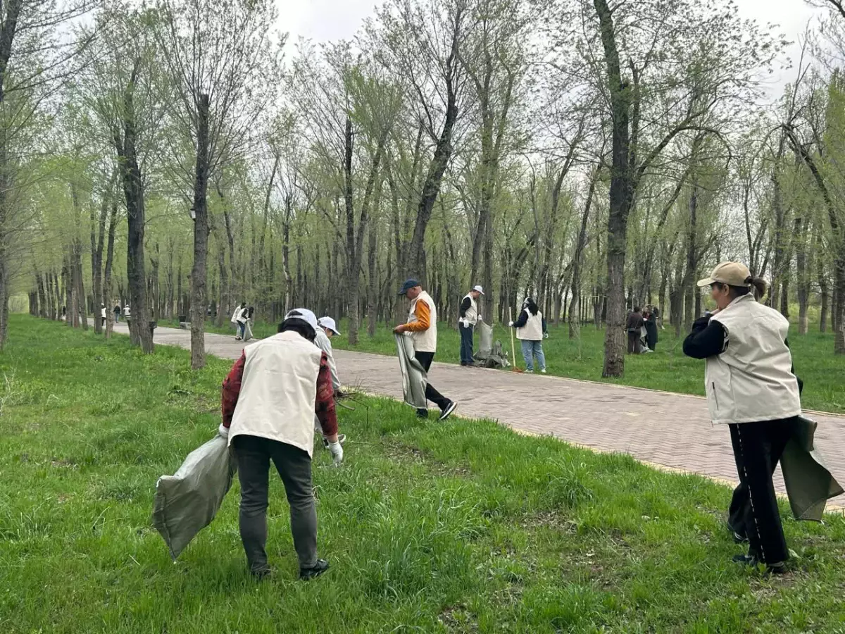 Алматының Түрксіб ауданында өткен сенбілікке 2 мыңнан астам тұрғын қатысты