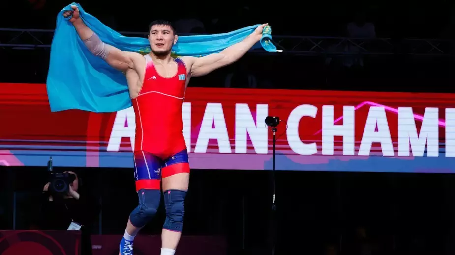 У Казахстана будет два полуфинала в вольной борьбе на ЧА-2026! 