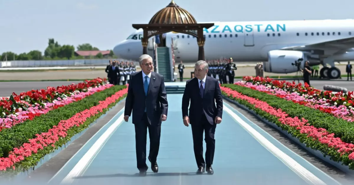  Тоқаев Өзбекстанға жұмыс сапарымен барды 