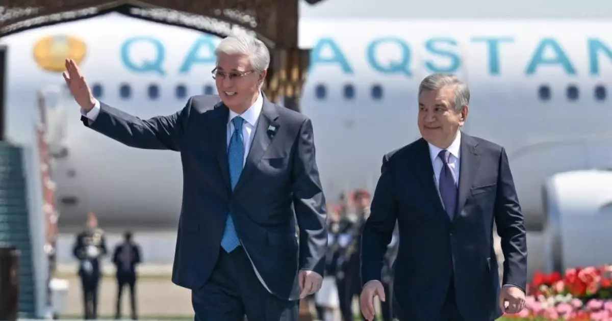  Тоқаев Өзбекстанға жұмыс сапарымен барды 