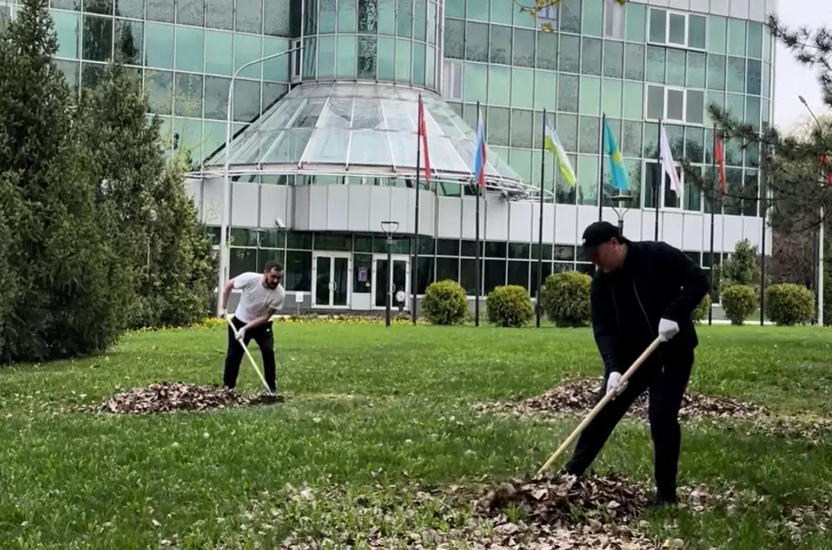 Алматыда «Алатау» технологиялар паркі аумағында бизнес өкілдері сенбілікке қатысты