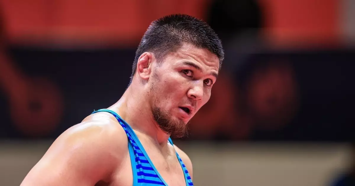   Балуан Болат Сақаев Азия чемпионатының жартылай финалына шықты   