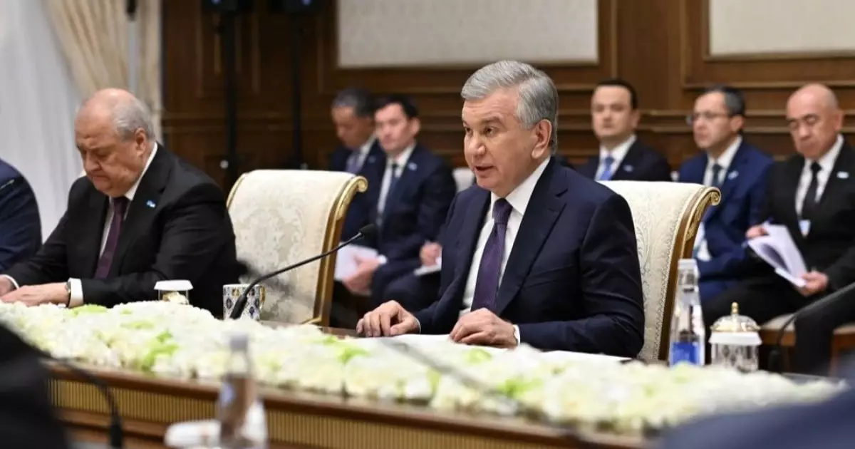  Қазақстан мен Өзбекстан экономикалық серіктестікті кеңейтуге уағдаласты 