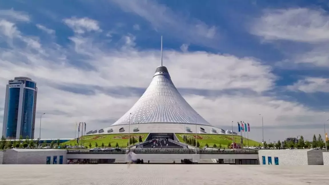 Астанадағы “Хан Шатыр” жаңа иесін күтеді: Әлемдегі ең ірі шатыр сатылымға шықты