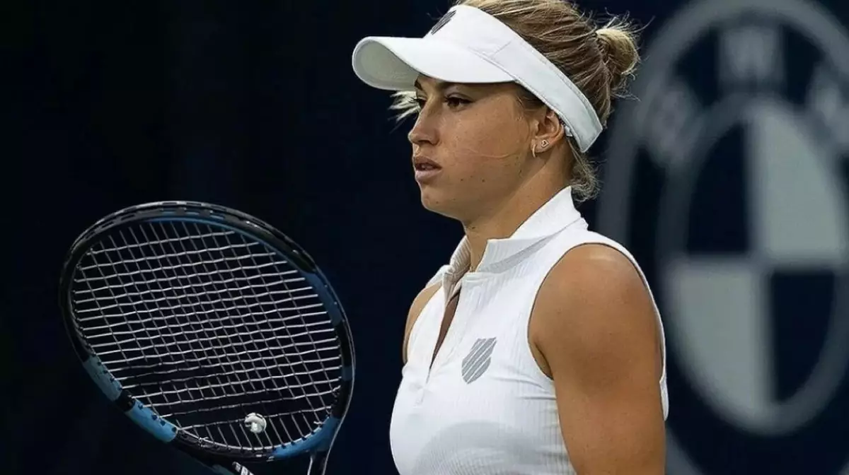 Путинцева принесла Казахстану победу над Канадой и путевку в финал Billie Jean King Cup