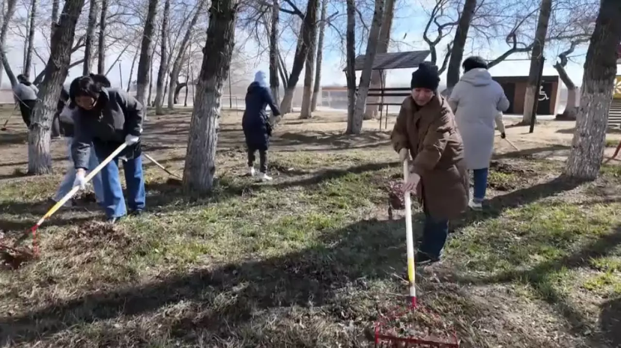 Қостанай жұртшылығы жаппай сенбілікке шықты