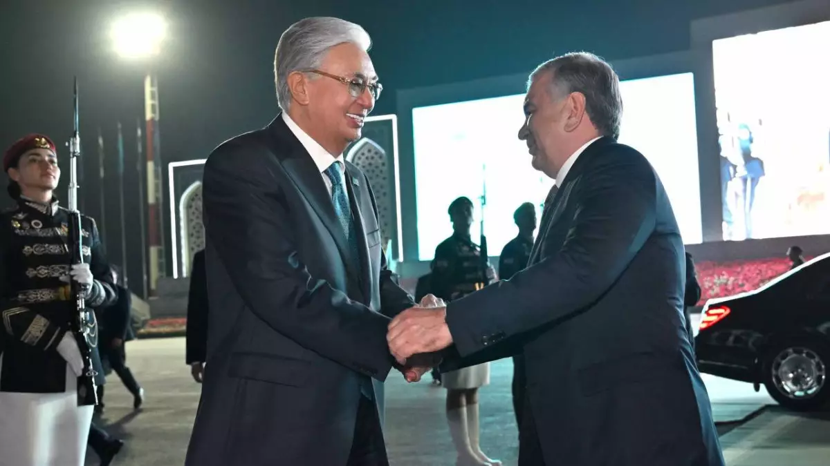 Завершился рабочий визит Главы государства в Узбекистан