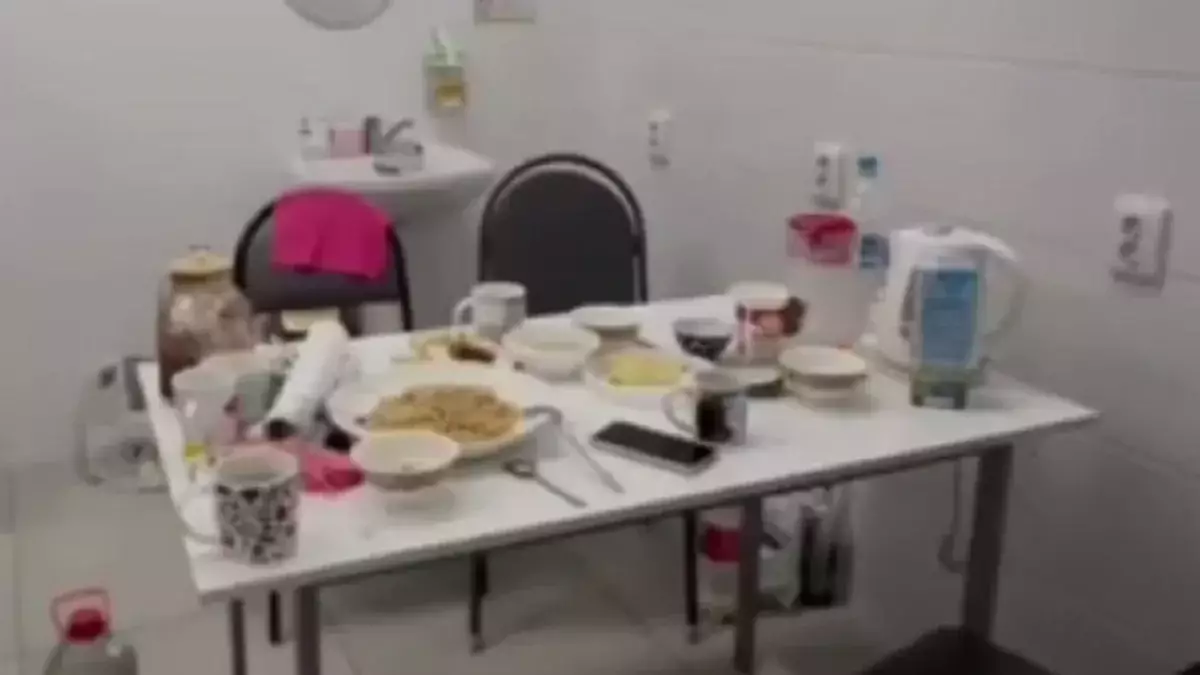 В одной из казахстанских больниц медики пили алкоголь на смене: начата проверка