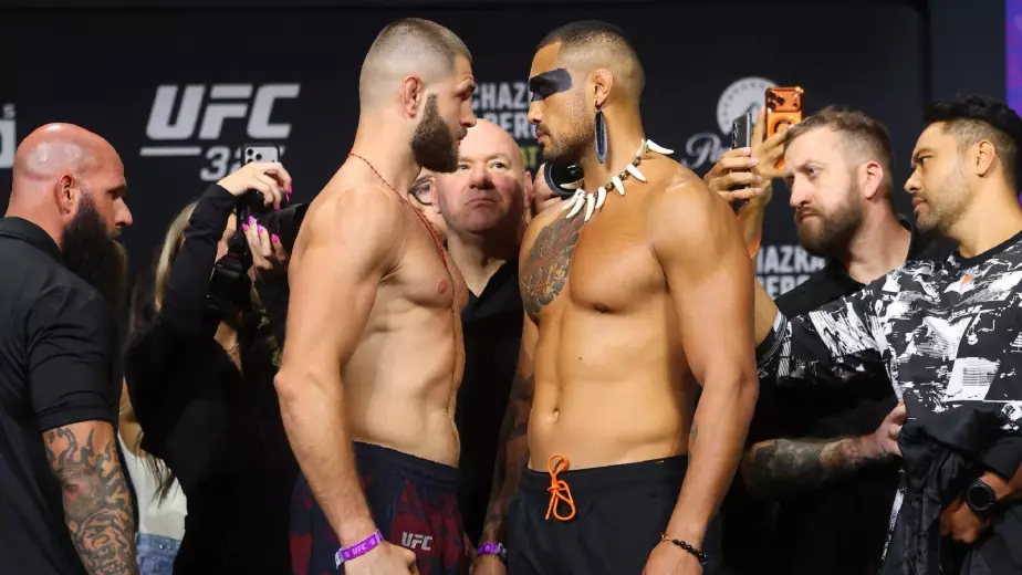 Карлос Олберг нокаутировал Иржи Прохазку и стал новым чемпионом UFC. Видео боя