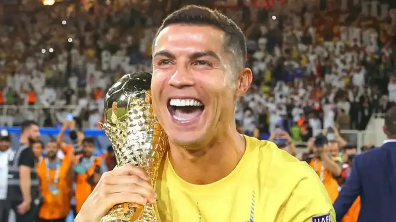 Криштиану Роналду 1000 гол межесіне жақындап қалды