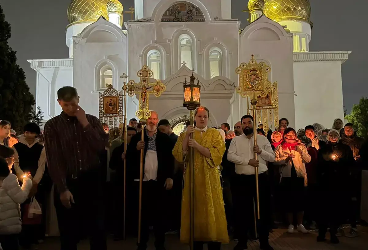 Православные христиане Актау отмечают Пасху - новости на Lada.kz 12.04.2026